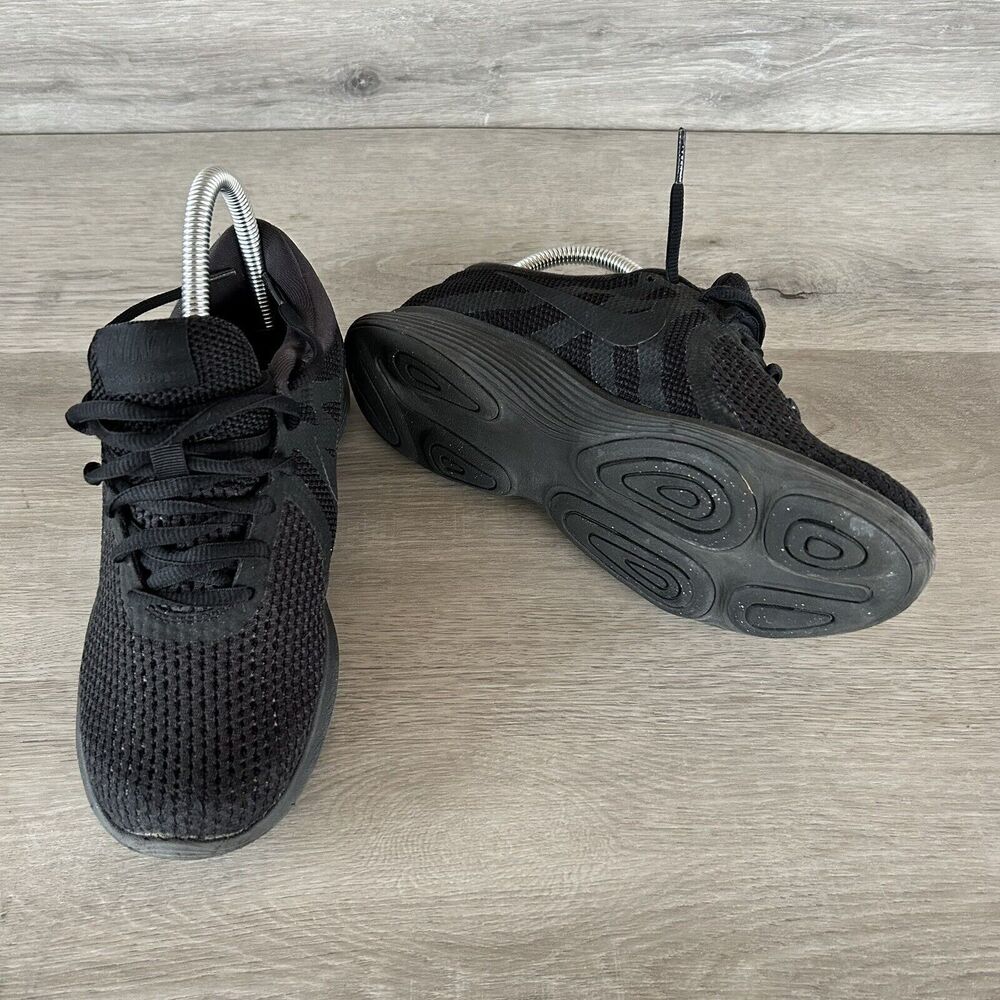 Nike Shoes Women's 6 Revolution 4 Low Running Sneakers 908999-002 Black Mesh